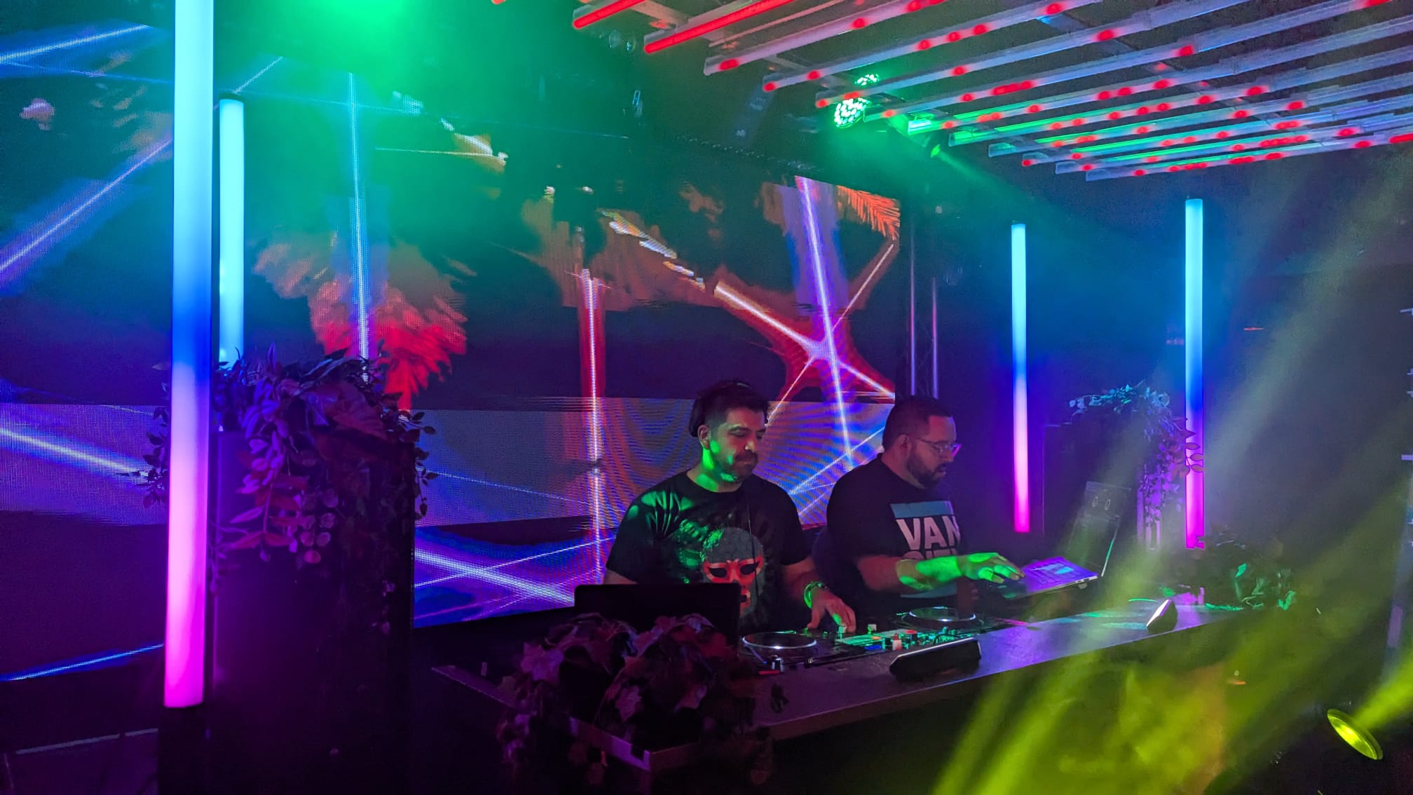 360 Tubes DJ Lights rental Vancouver 360 Tubes DJ Lights rental Vancouver